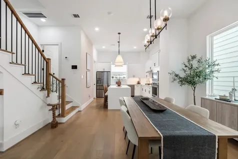 857 Fisher Street F Houston TX 77018