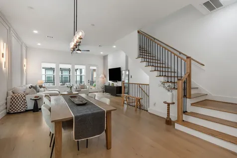 857 Fisher Street F Houston TX 77018