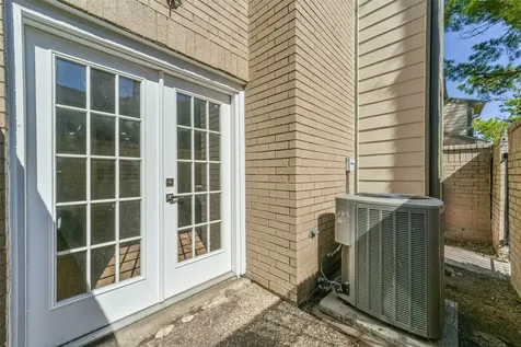 736 Country Place Drive A Houston TX 77079