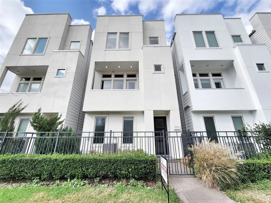 1324 Delano Street Houston TX 77003