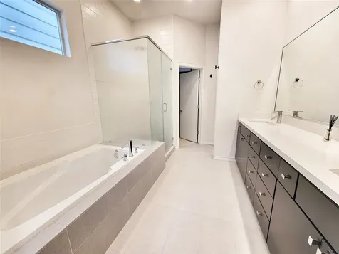 1324 Delano Street Houston TX 77003