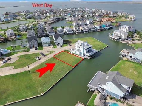 510 Neptune Circle Tiki Island TX 77554