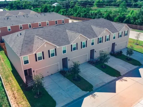208 Autumn Berry Lane Brookshire TX 77423