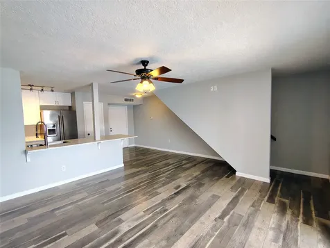 205 Yacht Club Lane 205 Seabrook TX 77586