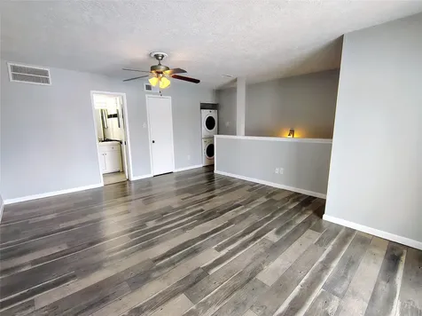 205 Yacht Club Lane 205 Seabrook TX 77586