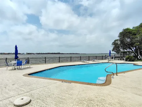 205 Yacht Club Lane 205 Seabrook TX 77586