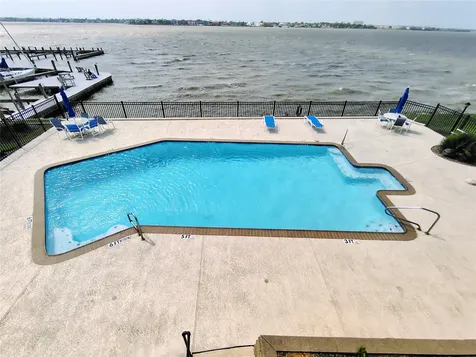 205 Yacht Club Lane 205 Seabrook TX 77586