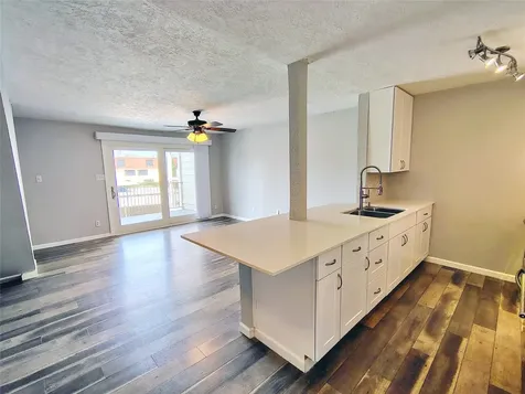 205 Yacht Club Lane 205 Seabrook TX 77586
