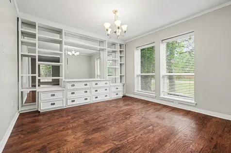 107 Carriage Lane Conroe TX 77385