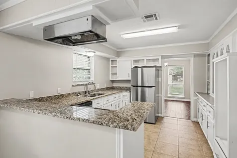 107 Carriage Lane Conroe TX 77385