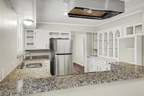 107 Carriage Lane Conroe TX 77385