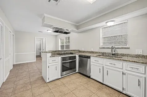 107 Carriage Lane Conroe TX 77385