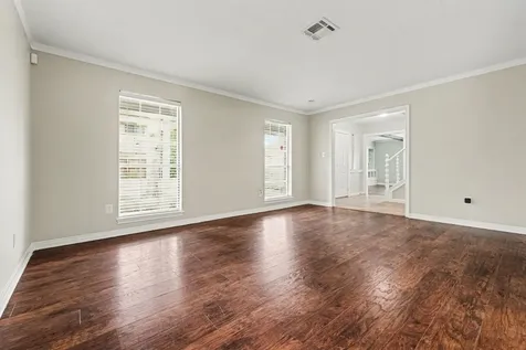 107 Carriage Lane Conroe TX 77385