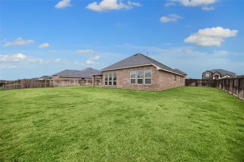 11914 Champions Forest Drive Mont Belvieu TX 77535