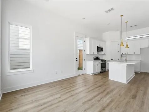8918 Sunshine Laverne Lane Houston TX 77080