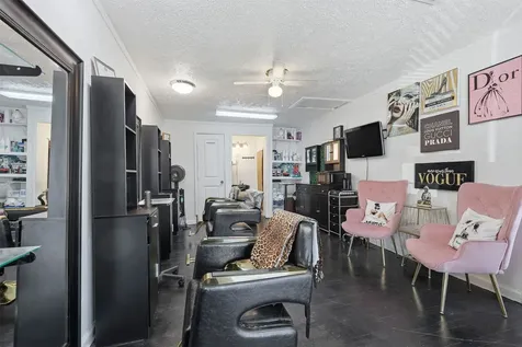 2205 Strawberry Road Pasadena TX 77502