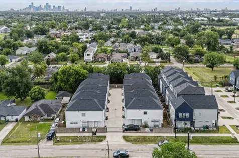 412 Neyland Street F Houston TX 77022