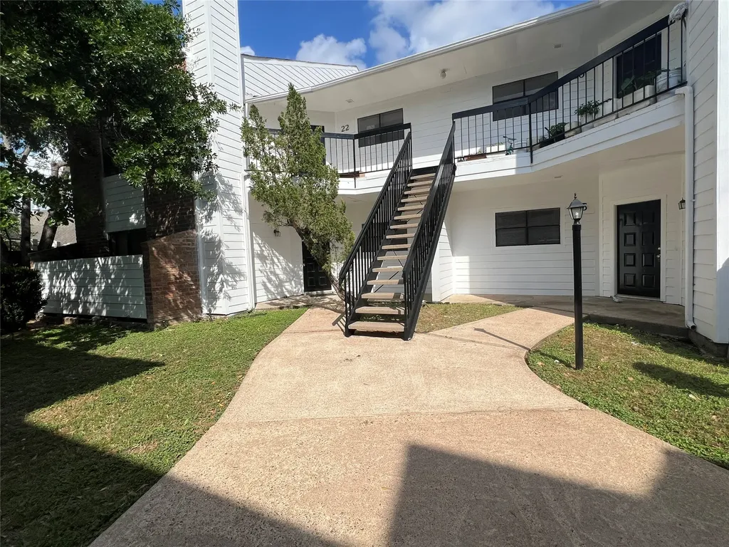 7901 Cambridge Street 22 Houston TX 77054