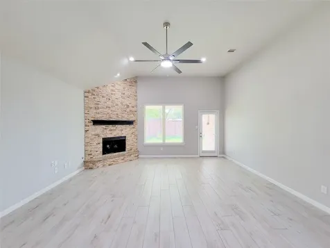 2982 Austin Breeze Lane League City TX 77573
