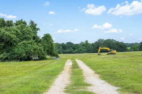 3320 County Road 430 Dime Box TX 77853