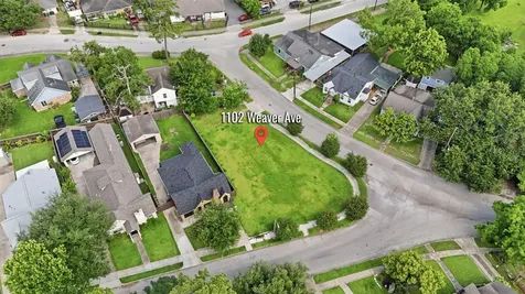 1102 Weaver Street Houston TX 77023