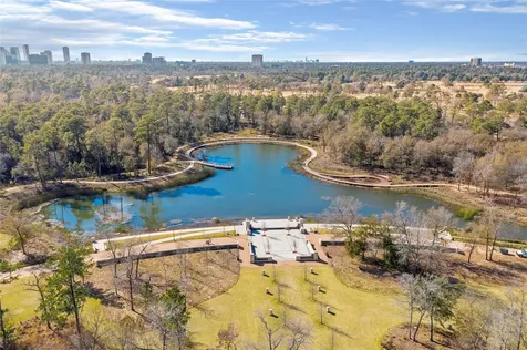 7525 Middlewood Street Houston TX 77063