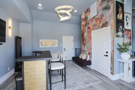 5704 Fairdale Lane B Houston TX 77057