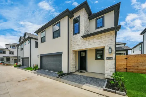 12010 Royal Oaks Banner Way Houston TX 77082