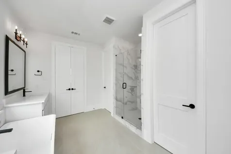 12010 Royal Oaks Banner Way Houston TX 77082