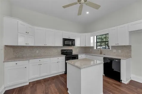 303 South Franklin La Grange TX 78945