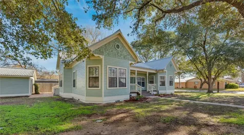 303 South Franklin La Grange TX 78945