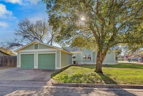 303 South Franklin La Grange TX 78945
