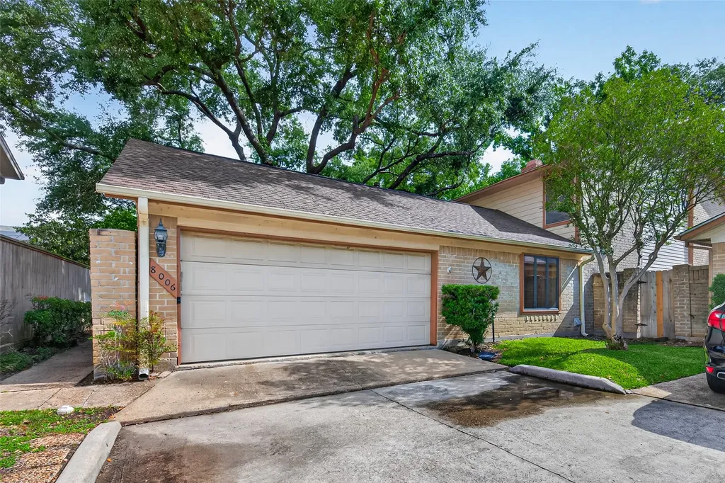 8006 Oakwood Forest Drive Houston TX 77040