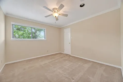 8006 Oakwood Forest Drive Houston TX 77040