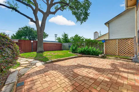 8006 Oakwood Forest Drive Houston TX 77040