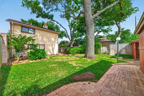 8006 Oakwood Forest Drive Houston TX 77040