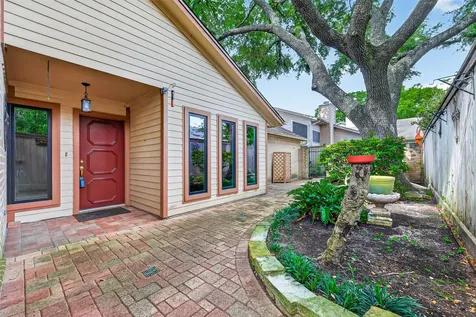 8006 Oakwood Forest Drive Houston TX 77040