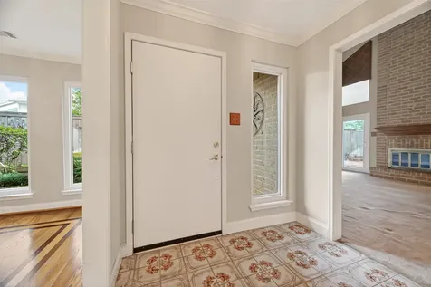 8006 Oakwood Forest Drive Houston TX 77040