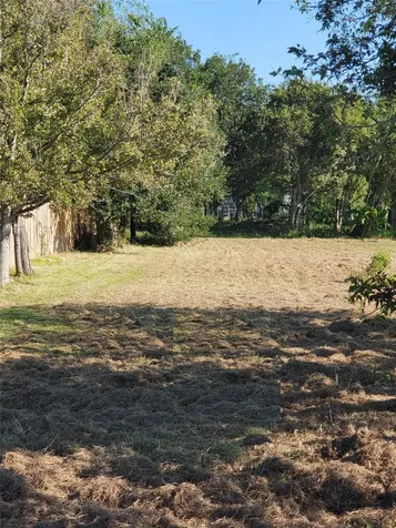 4714 Highway 6 Hitchcock TX 77563