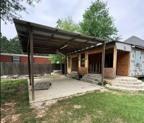 1328 County Road 3540 Cleveland TX 77327