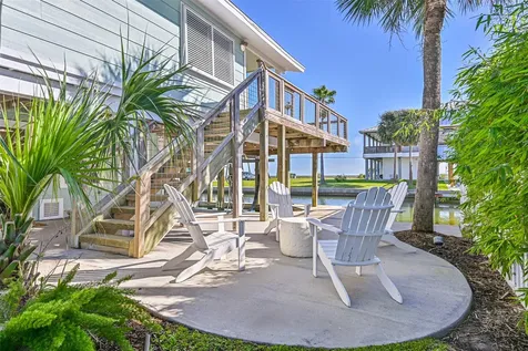 4230 Spanish Main Jamaica Beach TX 77554