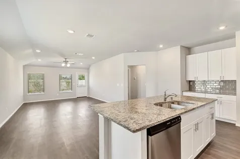261 Gallant Front Trail Magnolia TX 77354