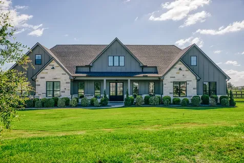 1064 Chapel View Lane Chappell Hill TX 77426