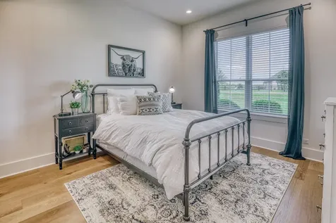 1064 Chapel View Lane Chappell Hill TX 77426