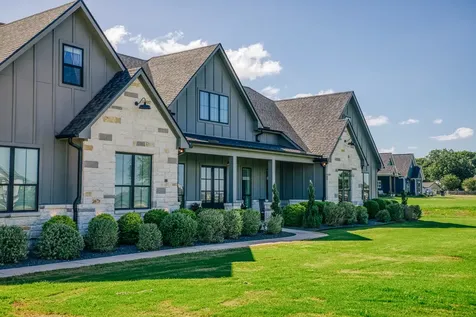 1064 Chapel View Lane Chappell Hill TX 77426