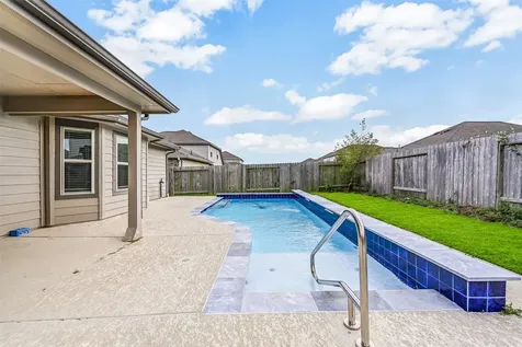 432 Pecan Landing Lane La Marque TX 77568
