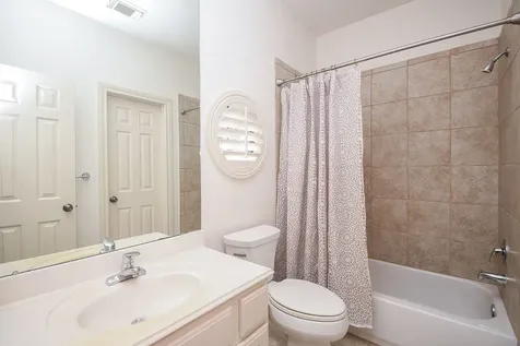 3326 Memorial Crest Boulevard Houston TX 77007