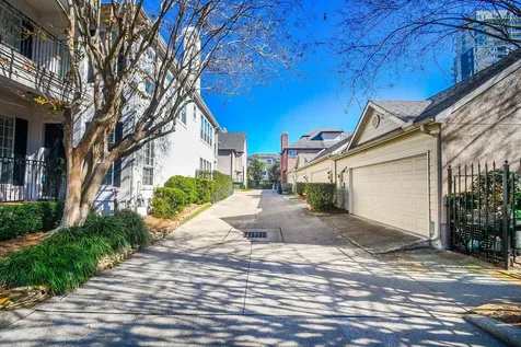 3326 Memorial Crest Boulevard Houston TX 77007