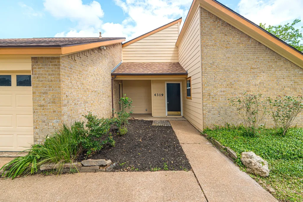 4319 Tonkawa Street Pasadena TX 77504