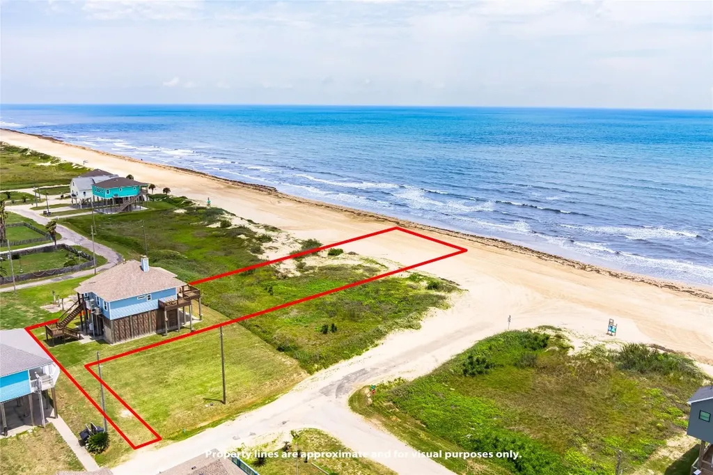 774 Wommack Crystal Beach TX 77650